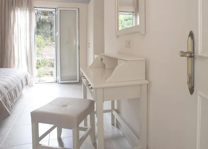 Tina's House Apart-hotel 4*