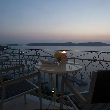 Tina's House Aparthotel