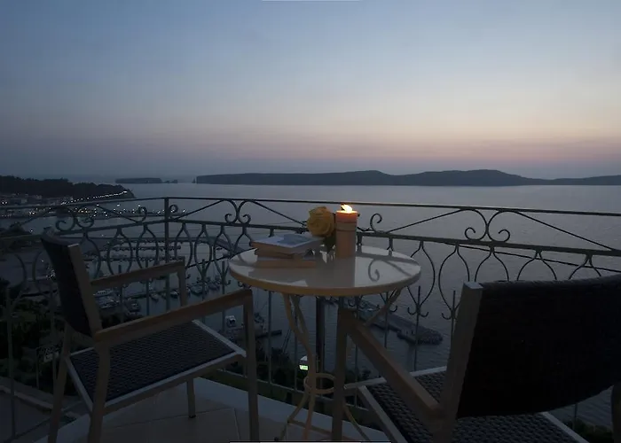 Tina's House Apart Otel