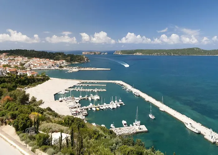 Apart Otel Tina's House 4*